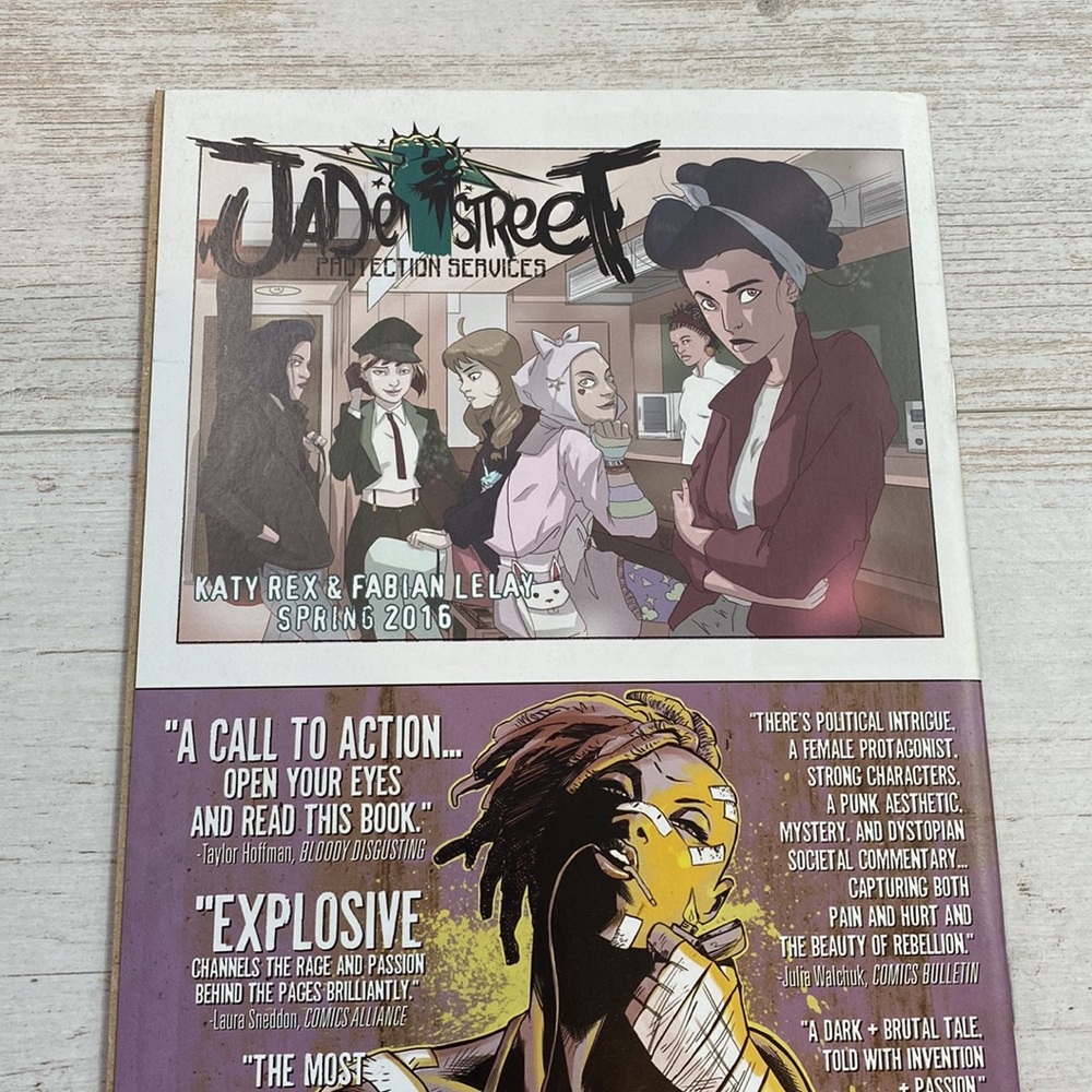 Toe Tag Riot #2 Hot Topic Comic Book - Picture 6 of 7